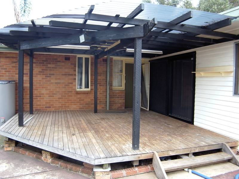 SPECTACULAR FAMILY HOME Picture 2