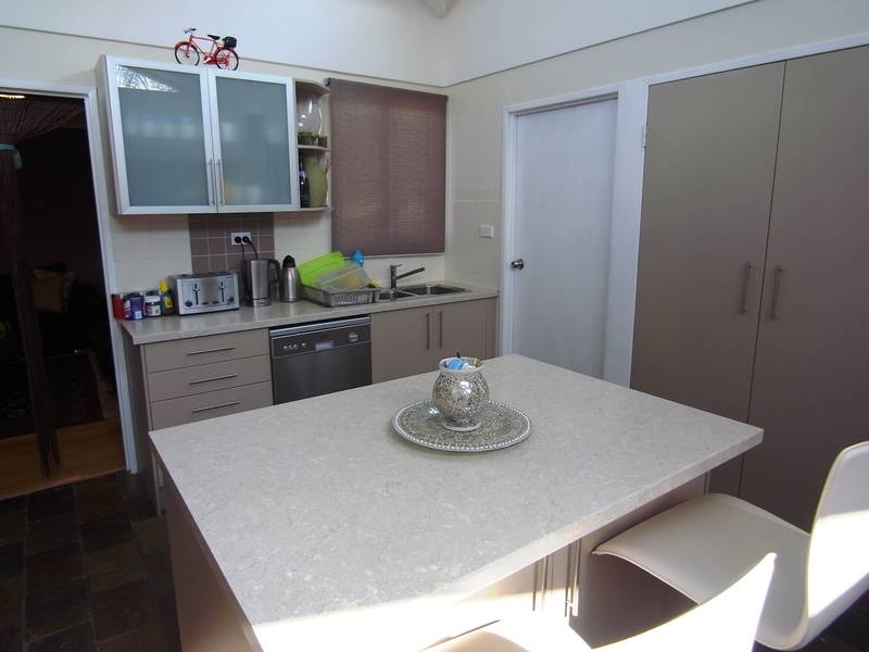 SOMETHING SPECIAL Picture 3