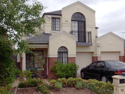 IN THE PARKWOOD ESTATE Picture IN THE PARKWOOD ESTATE Picture