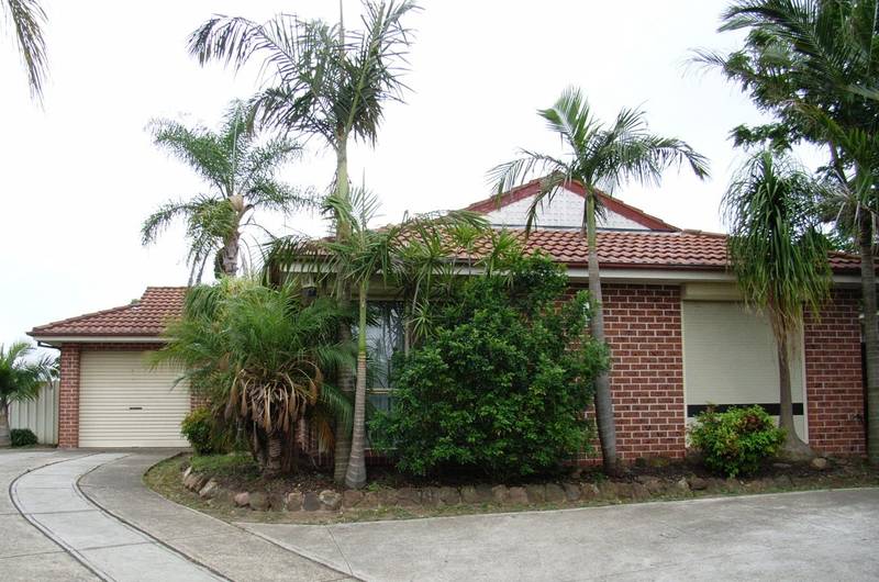 FANTASTIC VALUE - 4 BEDROOMS Picture 1