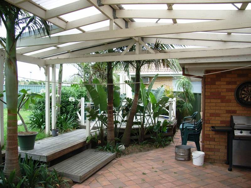 ENTERTAINERS DELIGHT Picture 3