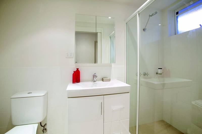 JUST A PUNT TO THE CITY! Picture 2