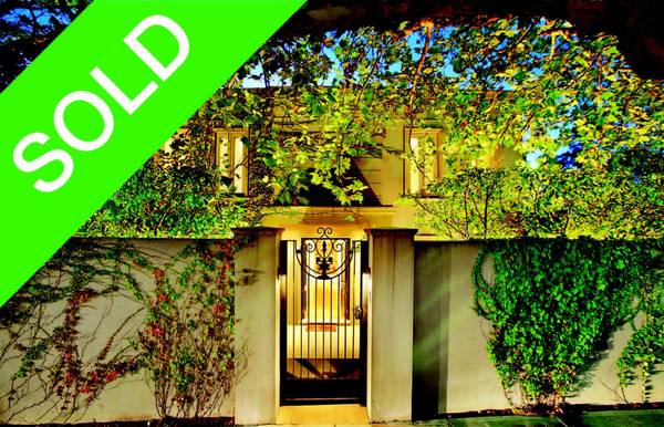 Is this Wayne Gillespie's finest Toorak home? Picture 1