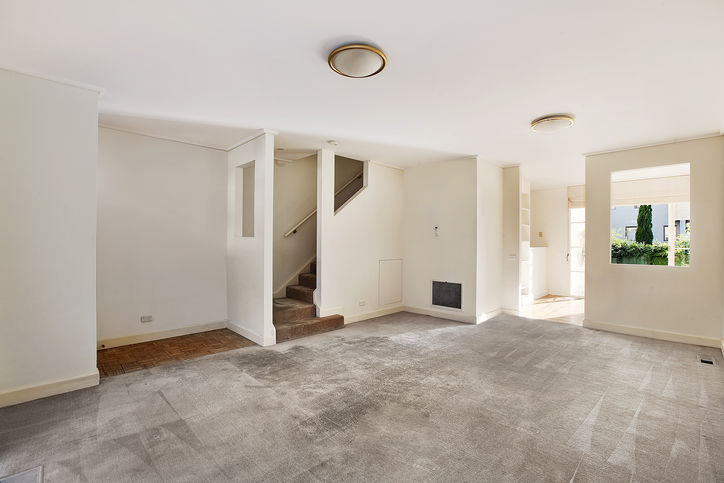 CROMWELL CLASSIC! Picture 2