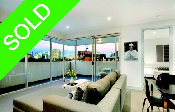 Stunning As New One Bedroom Apartment Picture 1