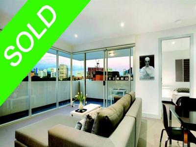 Stunning As New One Bedroom Apartment Picture