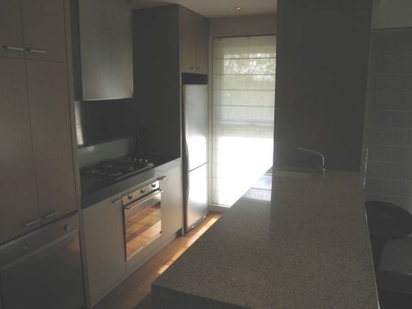 RELAX OVER ROCKLEY! Picture 3