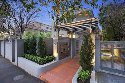 MODERN EXECUTIVE LIVING! Picture MODERN EXECUTIVE LIVING! Picture