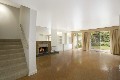 EXECUTIVE RESIDENCE WITH POOL! Picture