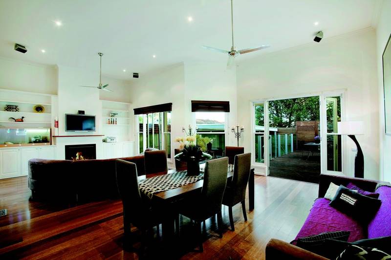 MAGNIFICENT MELVILLE! Picture MAGNIFICENT MELVILLE! Picture