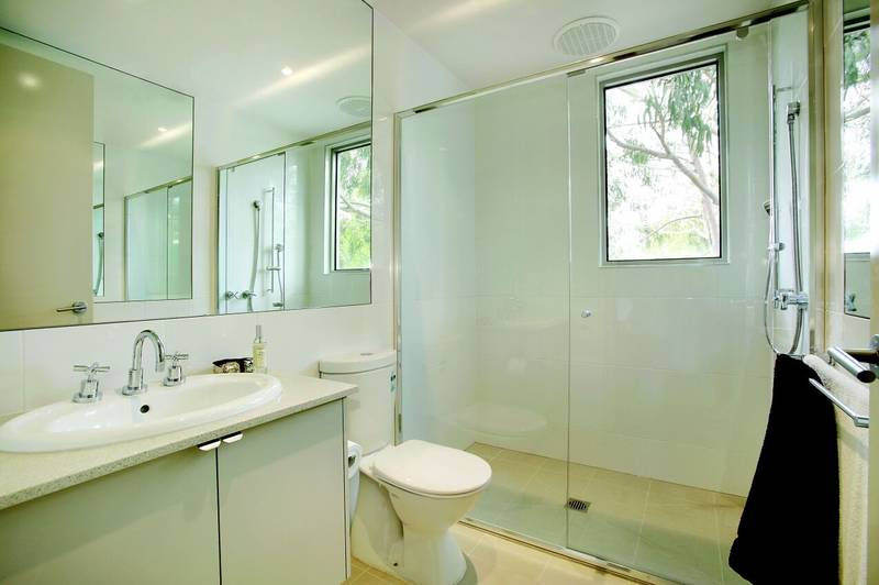 Brand New Boutique Apartment Picture 3