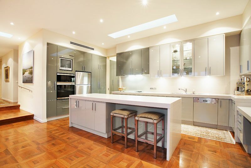 Breathtaking Single Level Living Picture 2