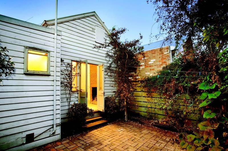 Classic Freestanding Victorian - Livable & Offering Scope to Renovate Picture 3