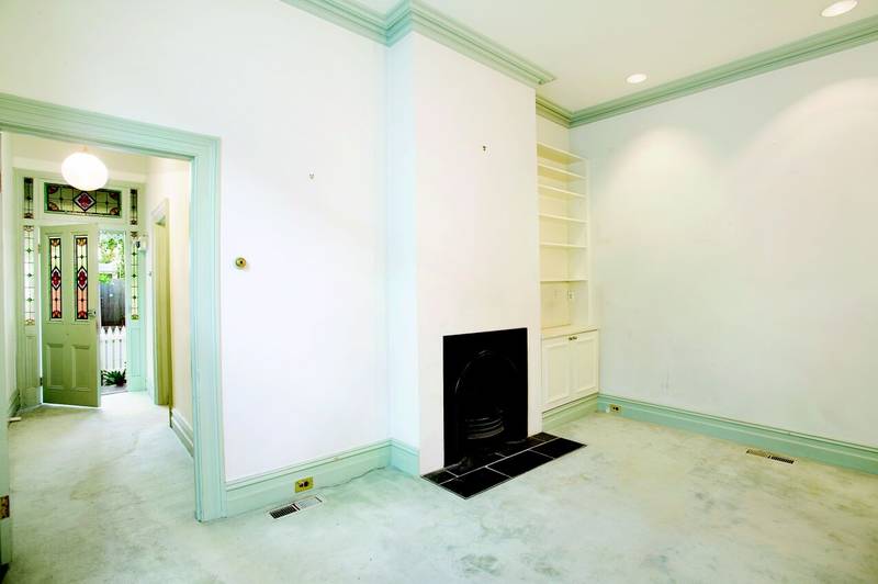 Classic Freestanding Victorian - Livable & Offering Scope to Renovate Picture 2