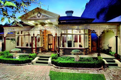 Classic Double Fronted Slate Roofed Hawthorn Brick Victorian Residence of 6 Main Rooms, 3 Bedrooms + Study Picture