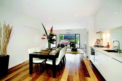 BRAND NEW TWO LEVEL EXECUTIVE RESIDENCE! Picture