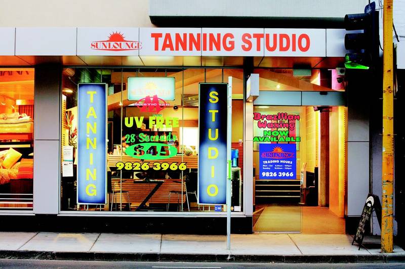 PRIME RETAIL SHOP WITH 5 CAR PARKS! Picture 1