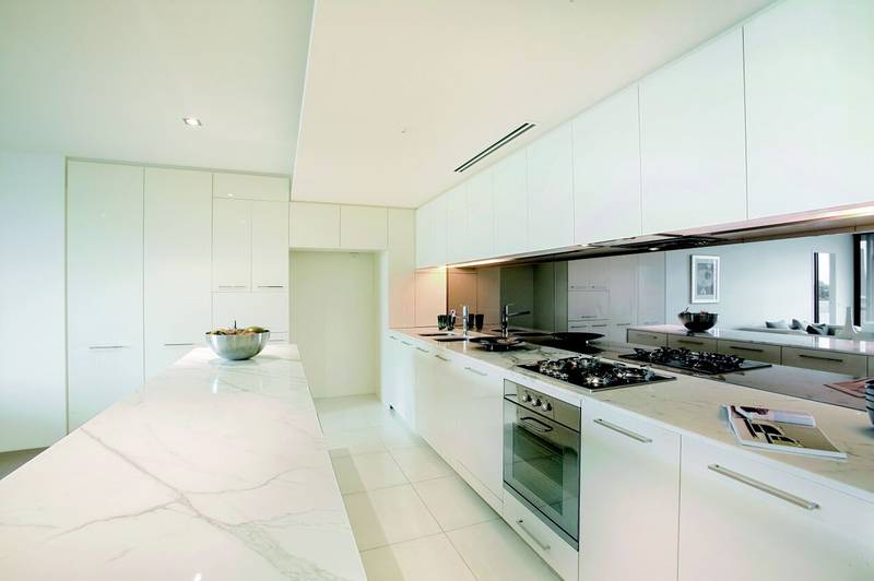 Magnificent Two Bedroom Apartment with Double Car Accommodation Superb Terrace to St. Kilda Road Picture 3