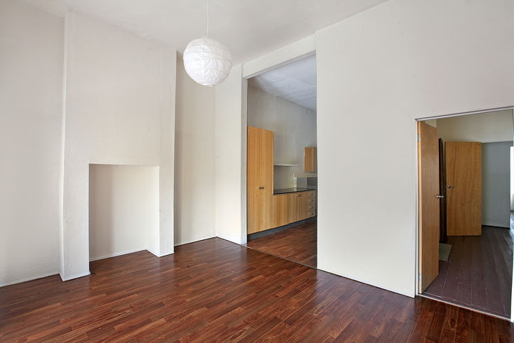 TIDY HOUSE IN THE HEART OF SOUTH YARRA! Picture 2