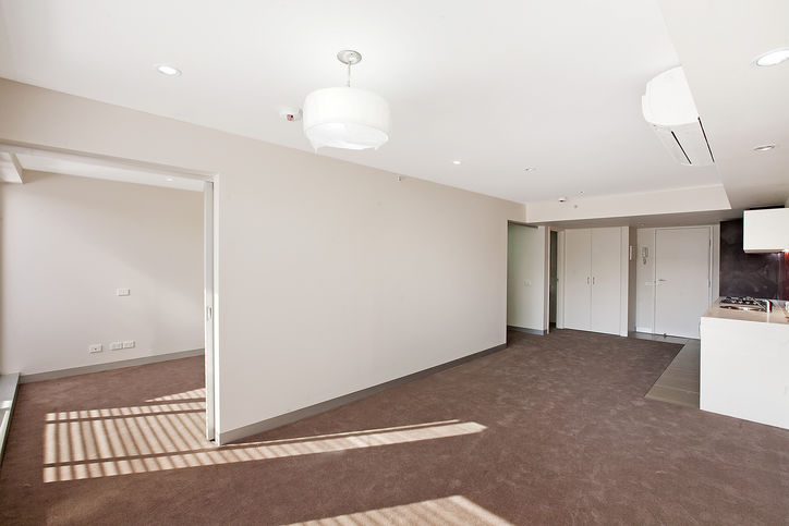 Vendor Says Sell - Price Drop to $465,500 Picture 3