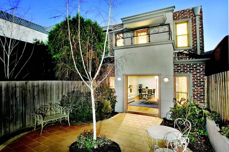 Impressive 3 Bedroom Town Residence with Double Garage Picture 1