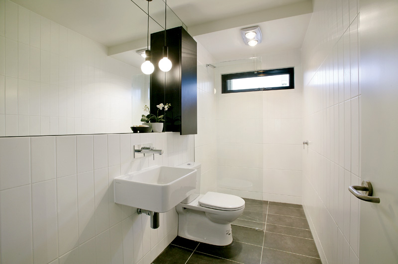 BRAND NEW AND VERY BOUTIQUE! Picture 3