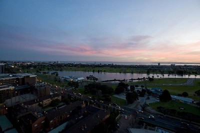 Stunning Brand New 2 Bedroom + Study Apartment Picture