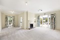 SPARKLING APARTMENT IN GARDEN SURROUNDS! Picture SPARKLING APARTMENT IN GARDEN SURROUNDS! Picture