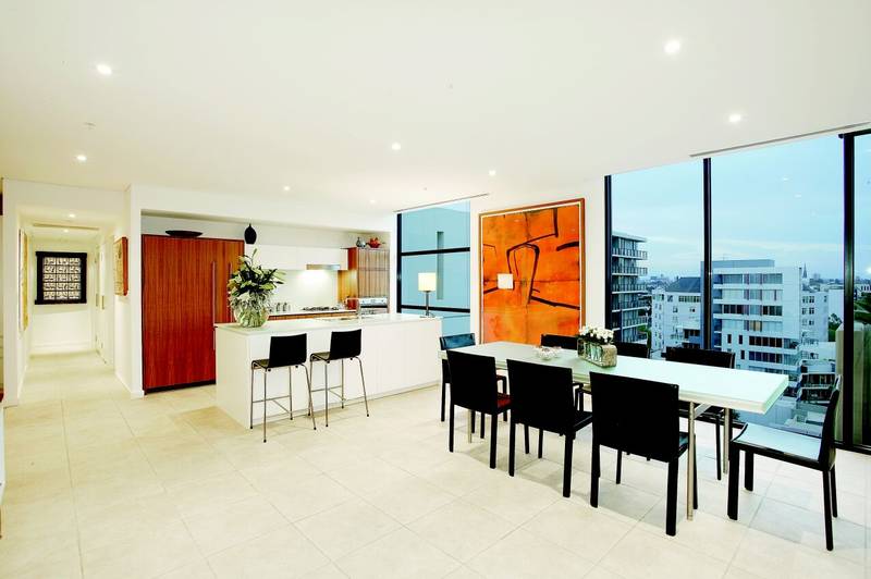 Penthouse with Spectacular City Views Picture 3