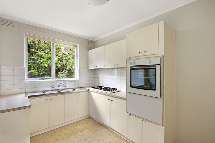 RAVISHING ROCKLEY! Picture 3