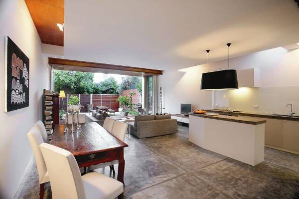 Brilliant Architect Designed Three Bedroom Plus Study Home Picture 2