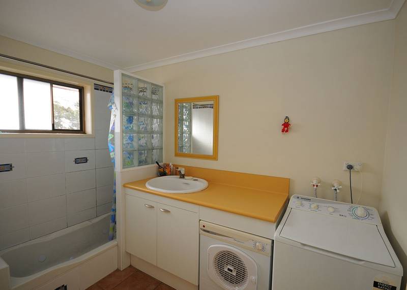 Beachfront Unit Picture 3