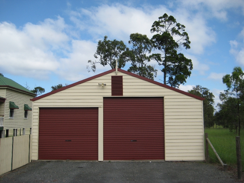 SUITS HIM AND HER Picture 2