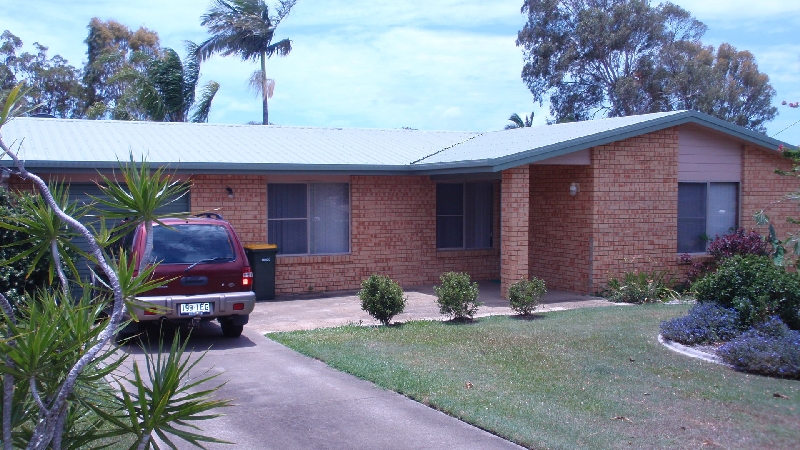 NEW TO MARKET! Picture 1