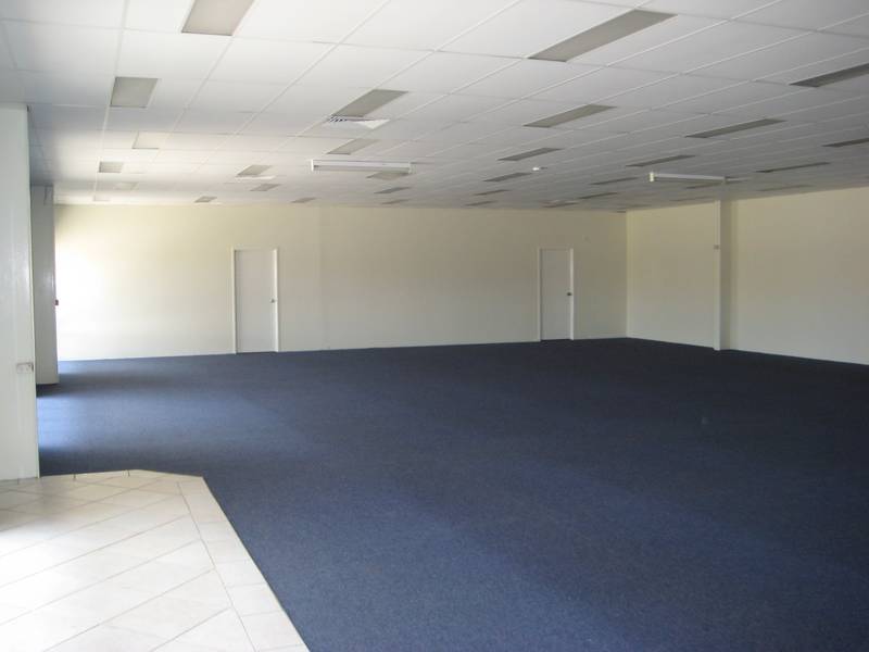 For Lease - Commercial Premises Picture 3