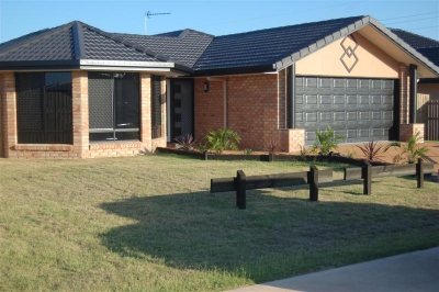 Brand New Home, Perfect Location Picture 1