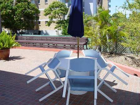 Esplanade Living - URGENT TENANT NEEDED Picture 3