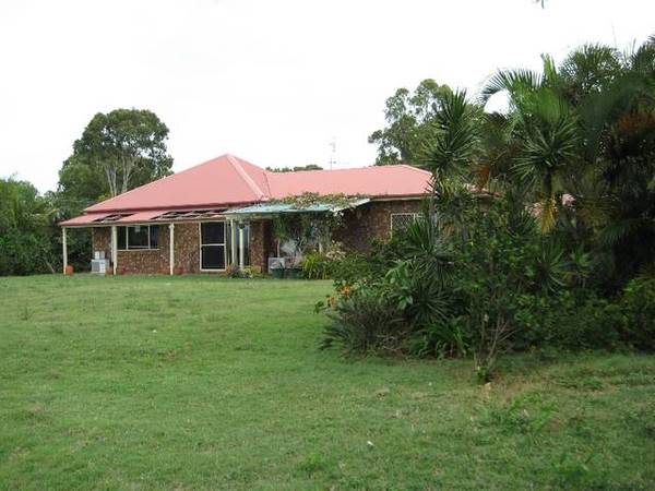 Uninterrupted Ocean & Fraser Island Views Picture 2