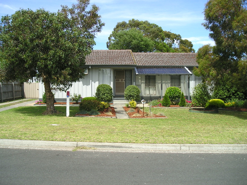 Lawn Maintenance Included Picture 1