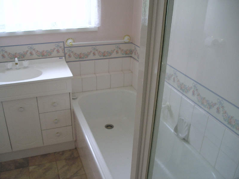 Lawn Maintenance Included Picture 3