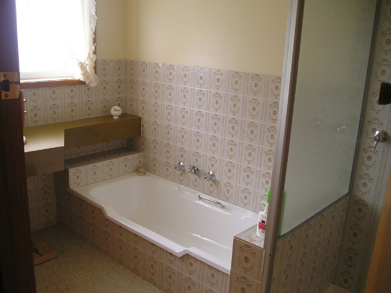 LOCATION, LOCATION................................ Picture 3