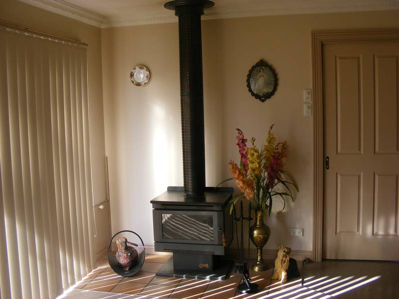 Location, Location!! Picture 2