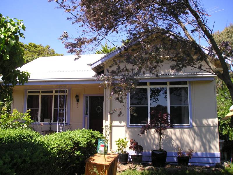 PERFECT HOLIDAY HOUSE FOR $220,000. Picture 1