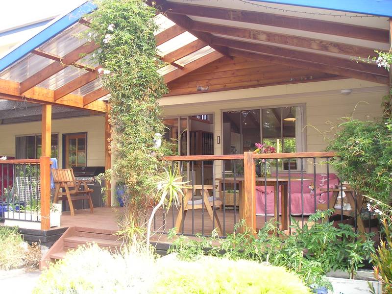 Big House, Big Shed, 1 acre. Picture 2