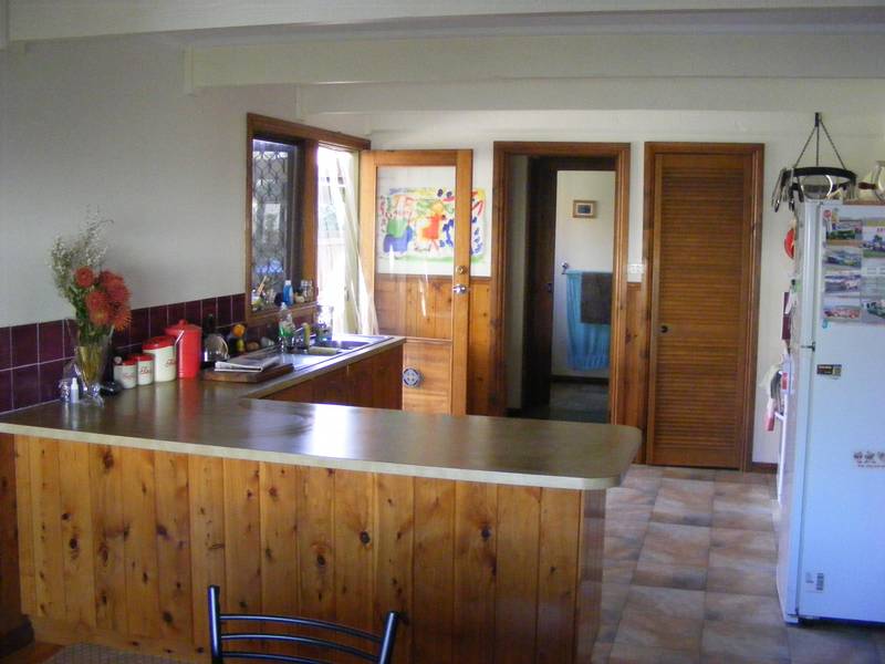 Take a closer look! Picture 2