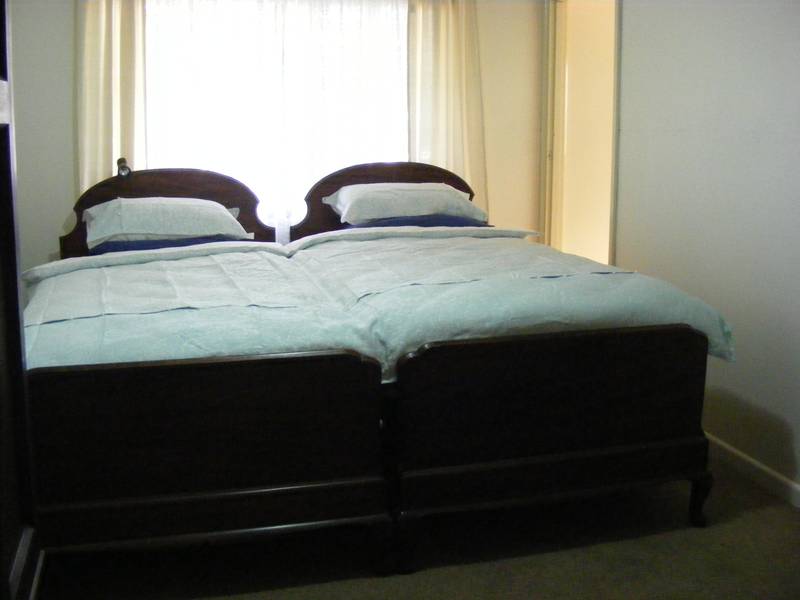 Fully Fernished 2 bedroom Home. Picture 3