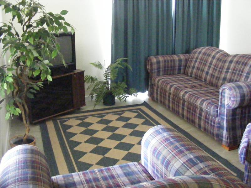 Room to move! Picture 2