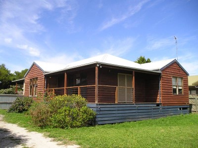 Cedar on Ivor Picture