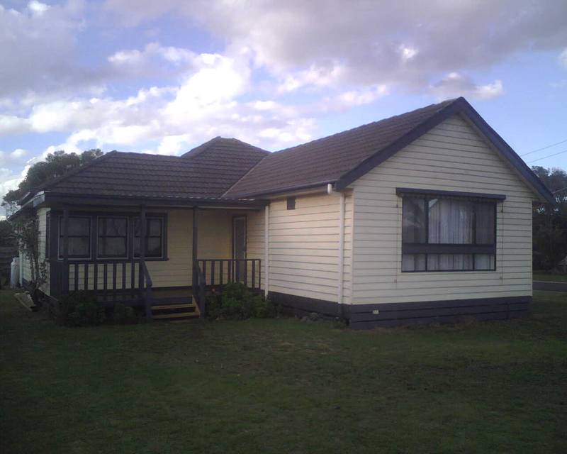 Large 3 Bedroom Home Picture 1