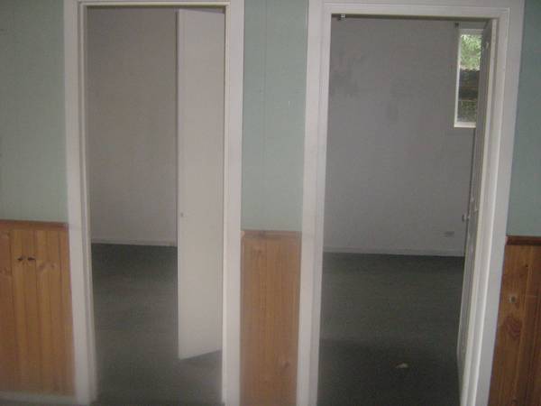 2 Bedrooms - Close to everything Picture